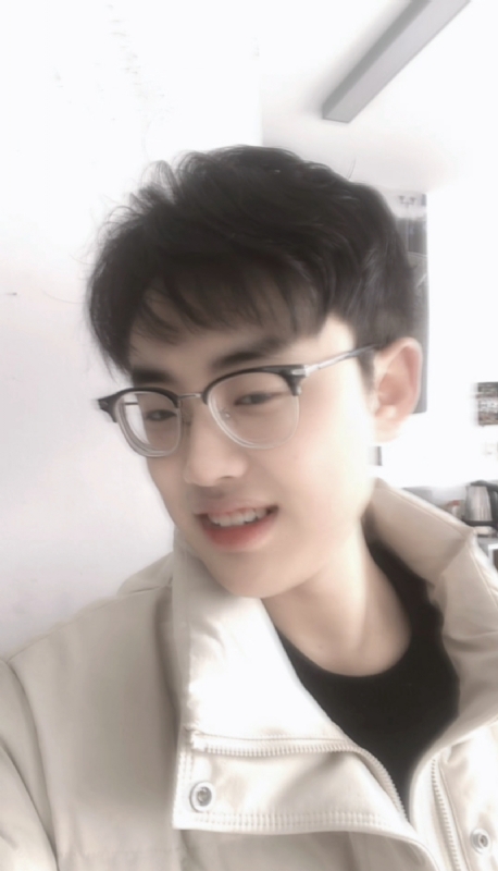 梁21的第一张照片--泰州蓝颜知己交友网